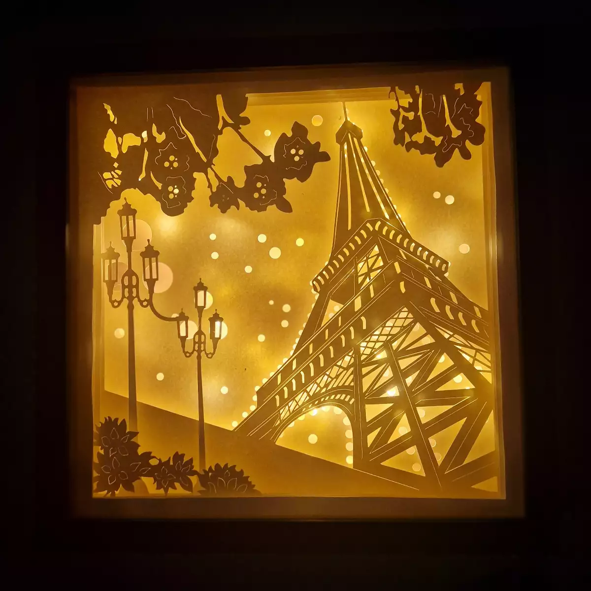 Light box tour Eiffel