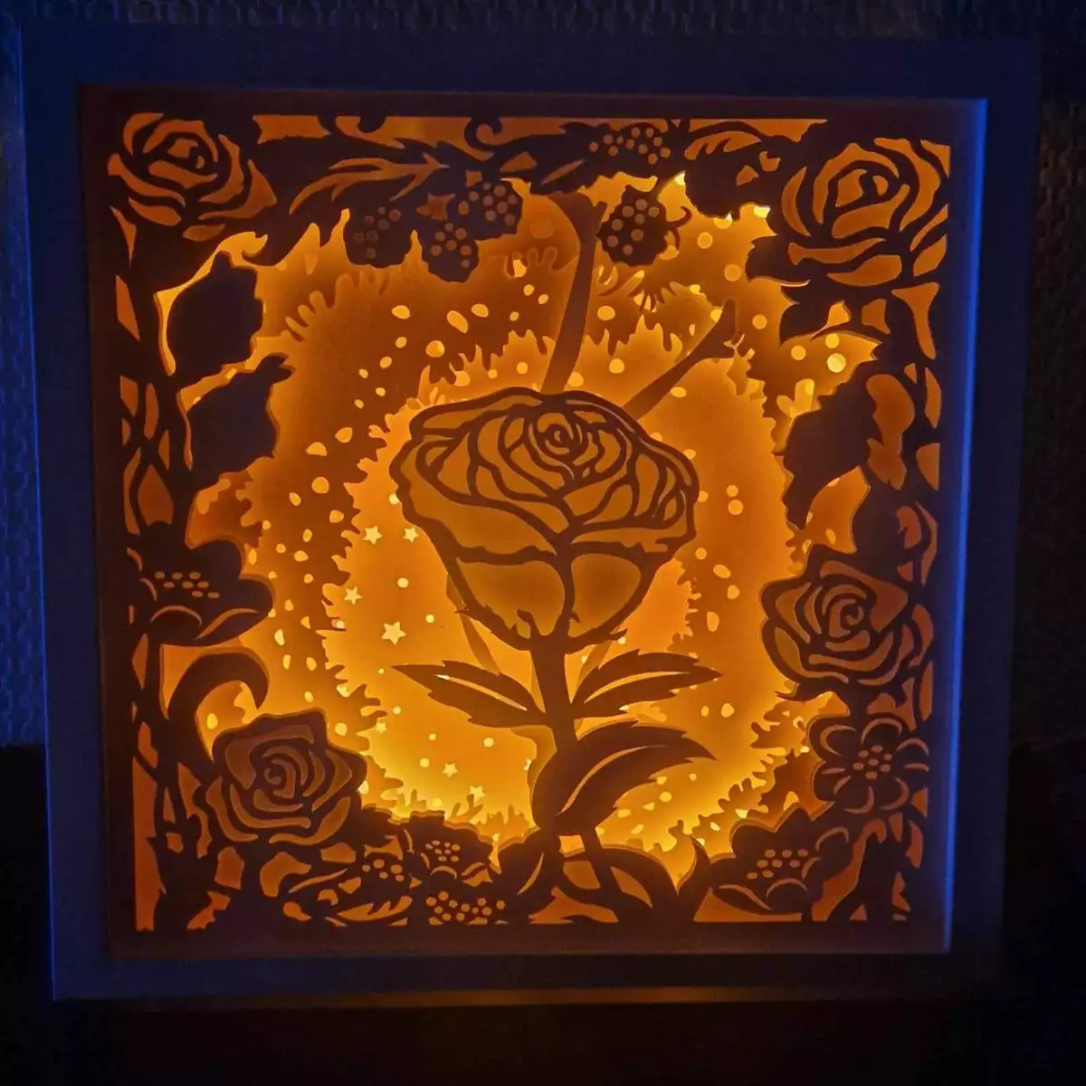 Light box rose